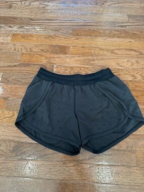 lululemon Black Women's Eyelet Detail "Fast and Free" Shorts